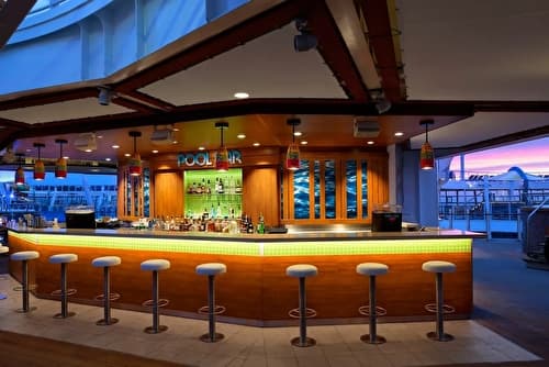 pool-bar-sunset-drink-empty-venue