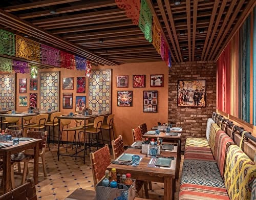 hola_tacos_cantina_eu