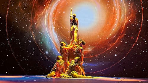 theater-show-performers