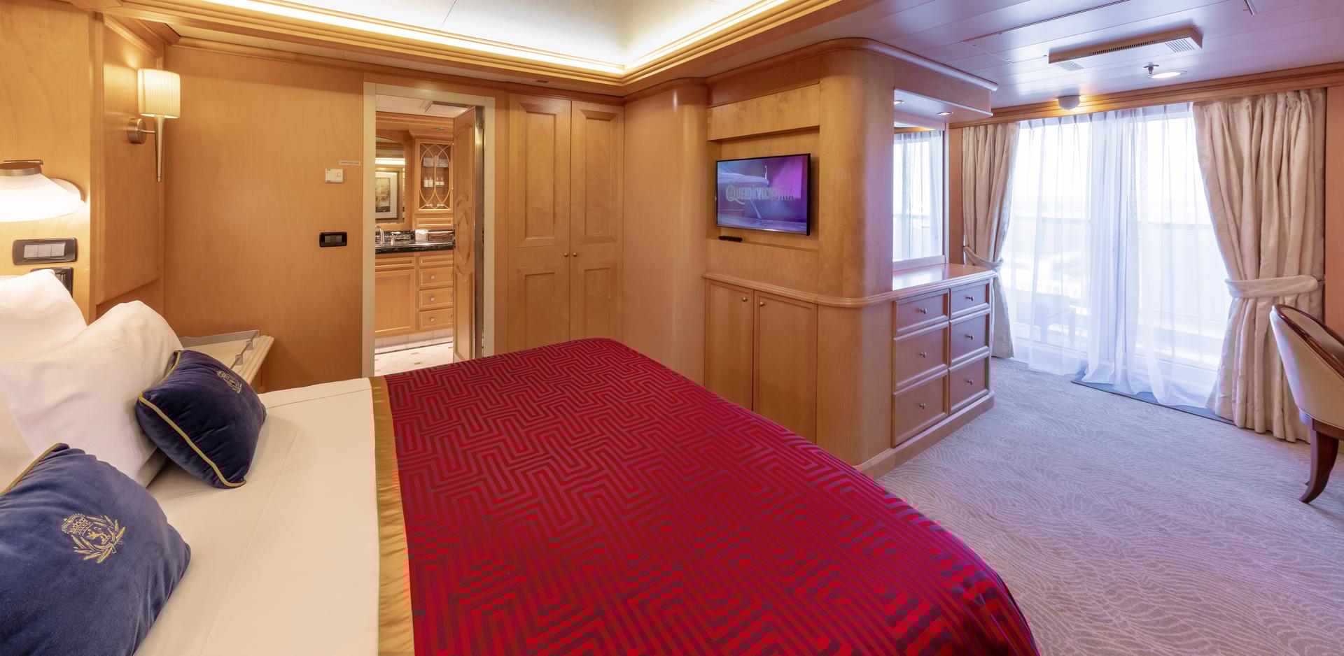 Master Suite – [Q2]