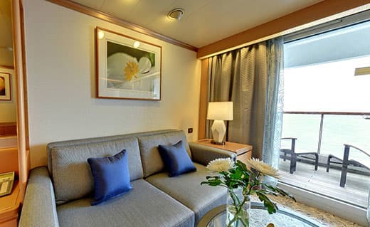 Single Balcony Suite – [JB]