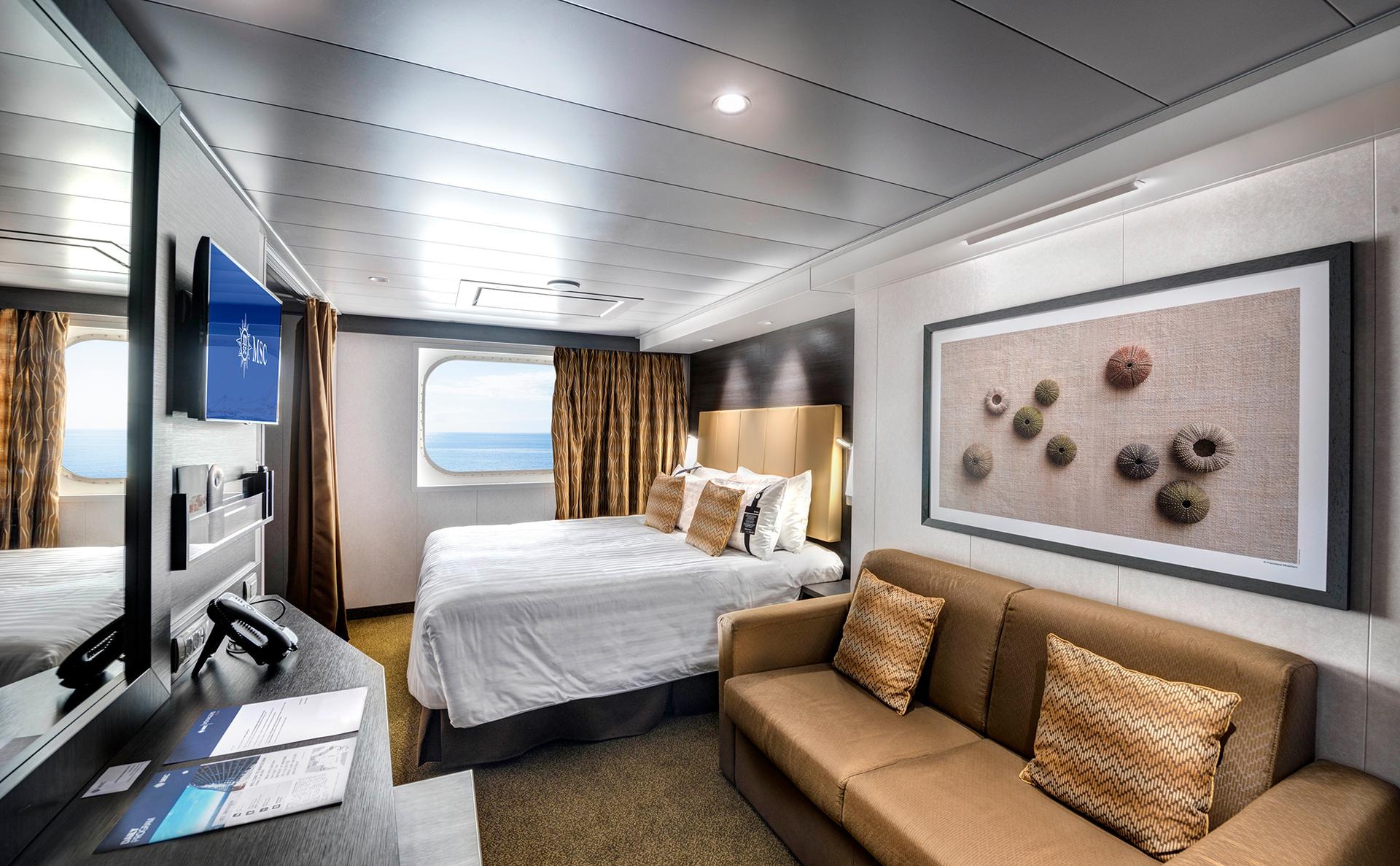 DELUXE OCEAN VIEW WITH OBSTRUCTED VIEW FANTASTICA – [OO]