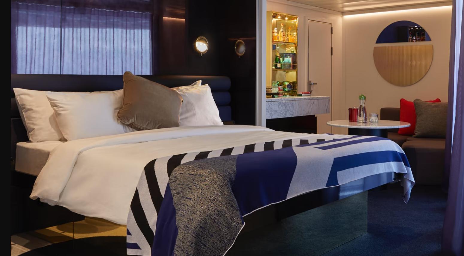 Cheeky Corner Suite – Biggest Terrace – [SCB]