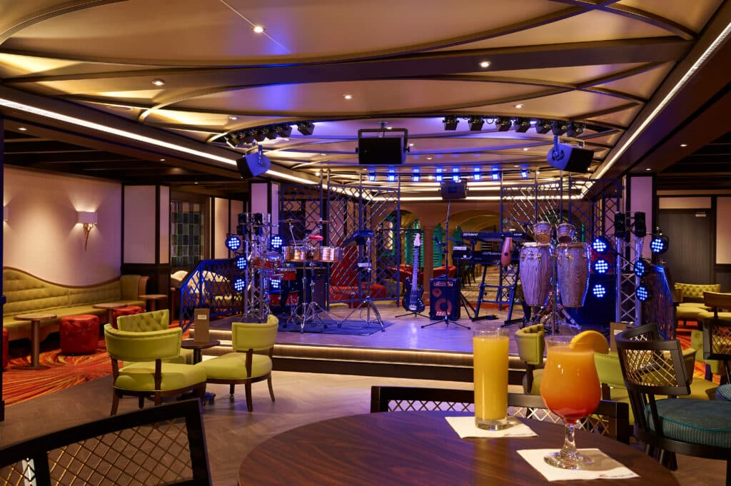 Havana Bar Stage