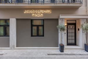 Fly from London to Athens, Greece